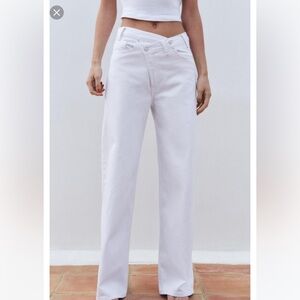 Zara NWT white high waist crossover button waist wide leg jeans size 10
